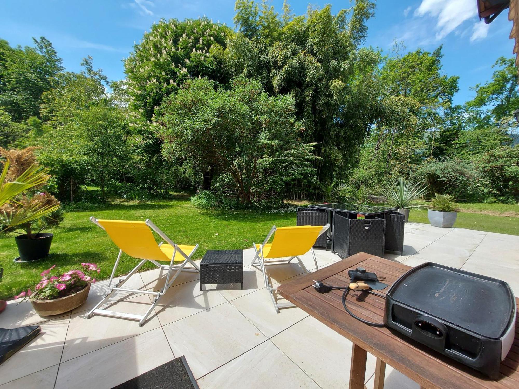 Centre St Jorioz : Charmant Et Spacieux Studio Avec Terrasse Et Jardin Privatif Saint-Jorioz Εξωτερικό φωτογραφία